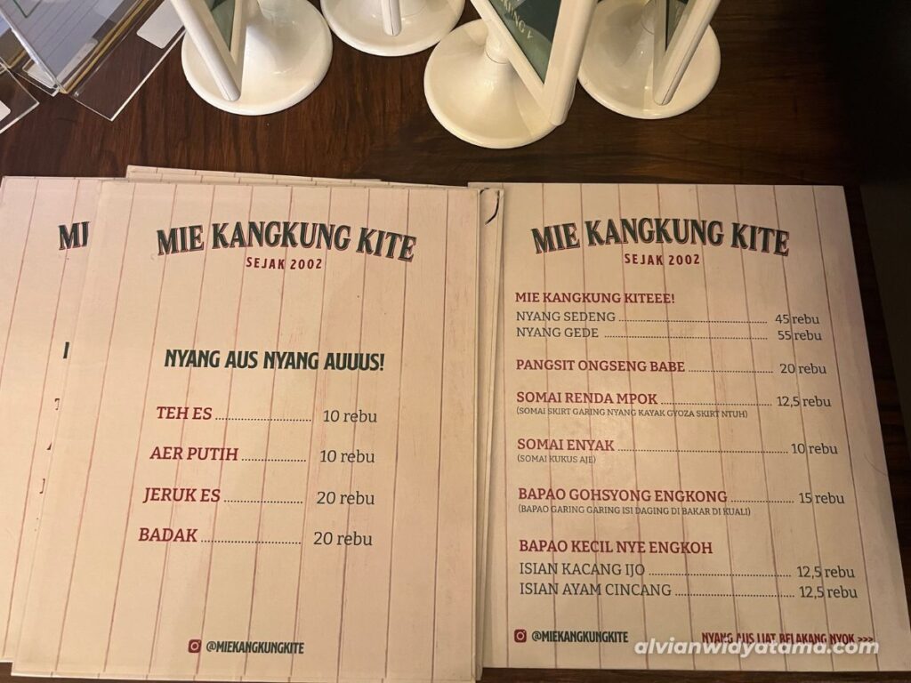 Jajal Kuliner Viral Blok M (Part 2) 12 Menu di Mie Kangkung Kite Blok M