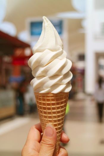 Makanan yang Tidak Sengaja Diciptakan: Kisah di Balik Resep Terkenal 4 Ice Cream Cone