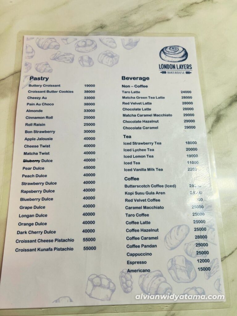 Jajal Kuliner Viral Blok M (Part 4) 8 London Layers Blok M - Menu
