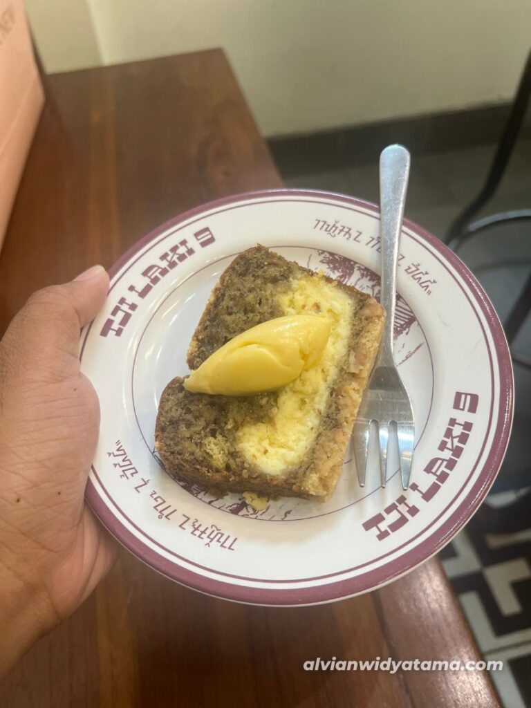 Tjilaki 9: Alternatif Oleh-oleh Bandung Selain Pisang Bolen 5 Bolu Pisang Tjilaki 9 Bandung